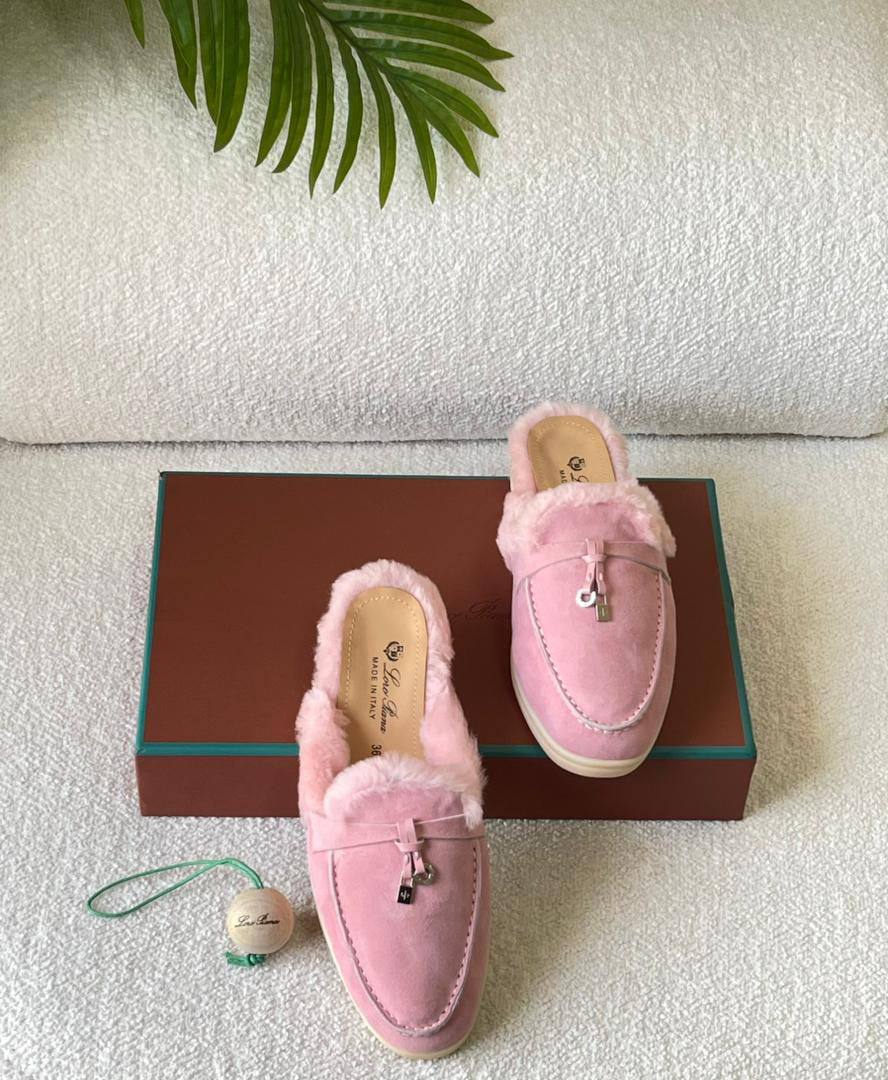 LORO PIANA
SuperMaster Quality 💯
450 dhs🪙🌺

Size: 36-41💥

Zain171
♥️♥️♥️