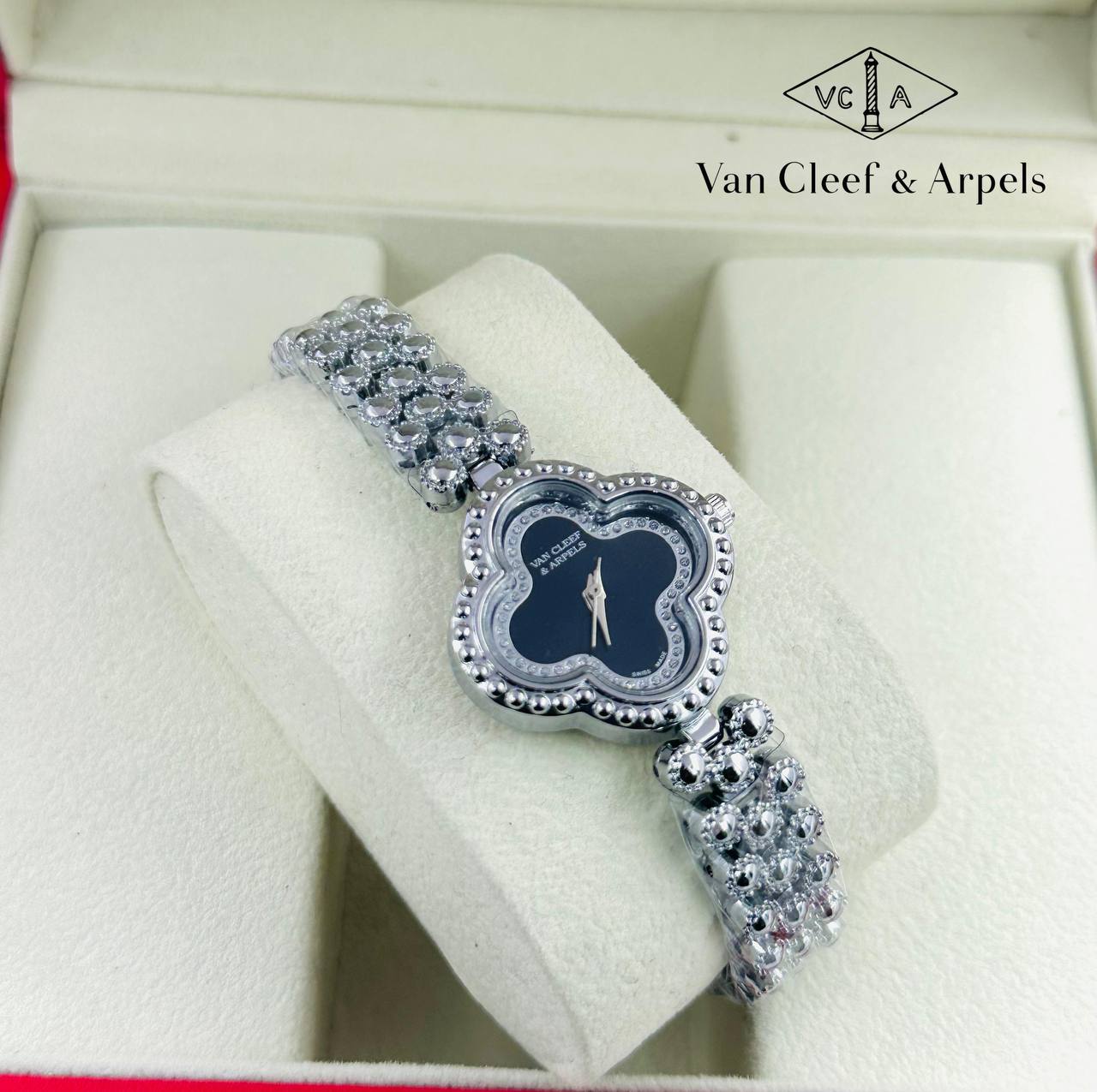 Vancleef Ladies
55 dhs✅

Zain29
♥️♥️♥️