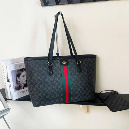 Gucci
43cm
80 dhs✅

Zain219
♥️♥️♥️