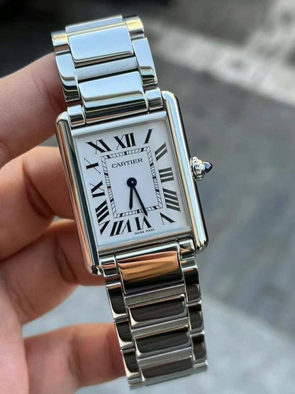 Cartier 
watch unsix (size36mm) 

good quality 
220 dhs🇦🇪🇦🇪

Zain29
♥️♥️♥️
