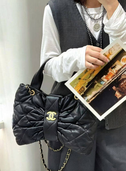 CHANEL 
COPY ONE 
150 dhs👑

Zain39
♥️♥️♥️