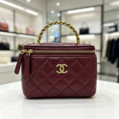 Chanel
110 dhs💛

Zain253
♥️♥️♥️