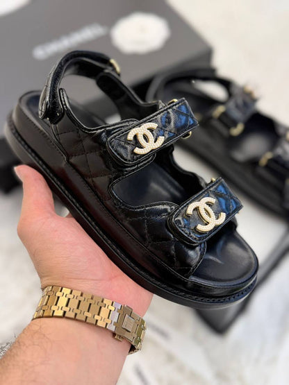😍  CHANEL 😍
💎 _VIP QUALITY +A*_ 💎
Size 37 To 41
530 dhs✅

Zain292
♥️♥️♥️