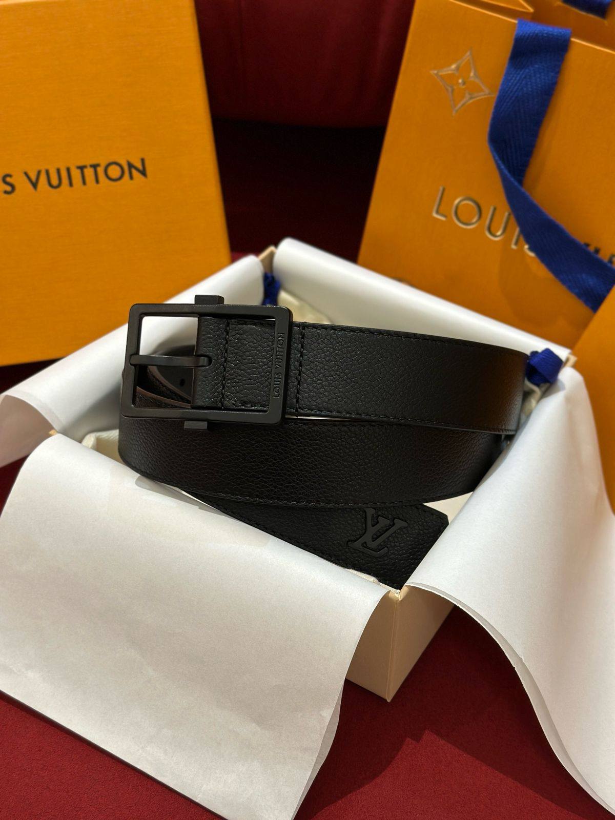 LV

For Men

Super Master

320 dhs🇦🇪🇦🇪

Zain164
♥️♥️♥️