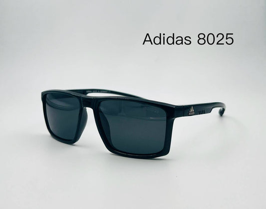 Nike Ad 💥*
Sunglasses 🕶️ 
good quality 💯
With master box 🗃️ 
50 dhs✅

Zain273
♥️♥️♥️