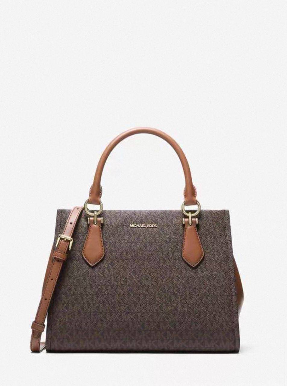 MK
100 dhs✅
SIZE：24cm
Good quality

Zain35
♥️♥️♥️