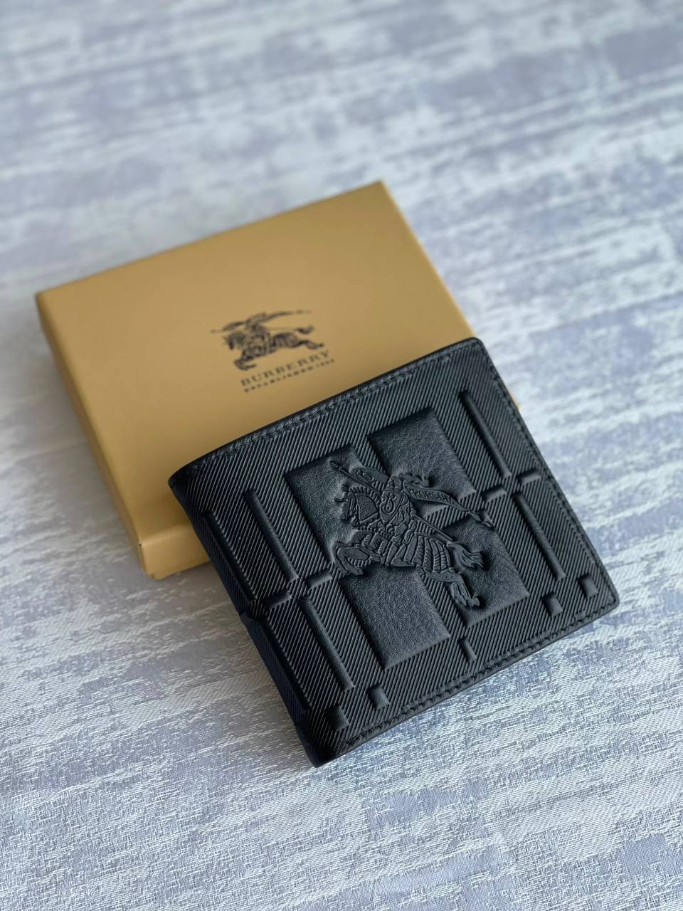 DIOR - Burberry

*Mens Wallet*
*Master Quality*

230 dhs✅

Zain179
♥️♥️♥️
