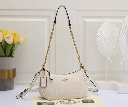 Coach

High quality 

With box 
🎁🎁🎁

85 dhs🇦🇪

Zain136
♥️♥️♥️