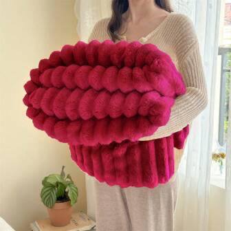 💥Comfortable healthy quality 💥
New collection 
Blanket 
Soft and smooth 
Size 230”200
60 dhs🪙🖤

Zain99
♥️♥️♥️