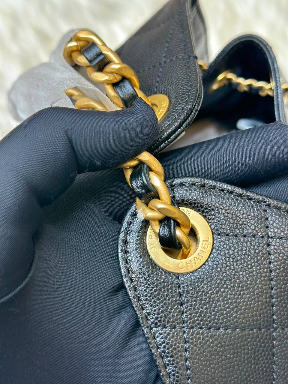 New Arrival❤️🥀
Chanel 25 bag is crafted from dark brown quilted caviar calfskin leather and accented with aged gold-tone hardware❤️❤️🥀
Italian leather💯💯
For Price 👇 WhatsApp✅
0568585901 
0507557372
0552275751 Owner Zain 👌

Zain71
♥️♥️♥️