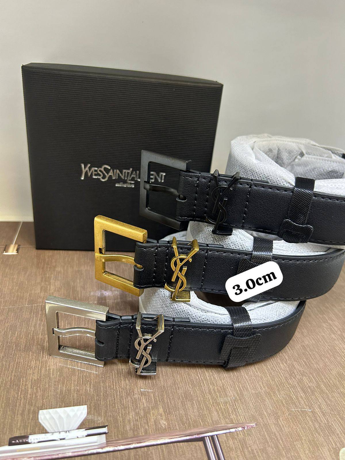 Belts
Leather
60 dhs🪙🌨️

Zain190
♥️♥️♥️