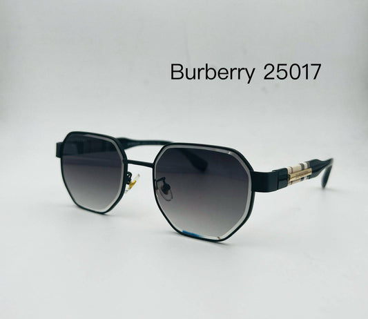 Sunglasses 🕶️ 
Good quality 💯 
Master box 🗃️ 
50 dhs💓

Zain273
♥️♥️♥️