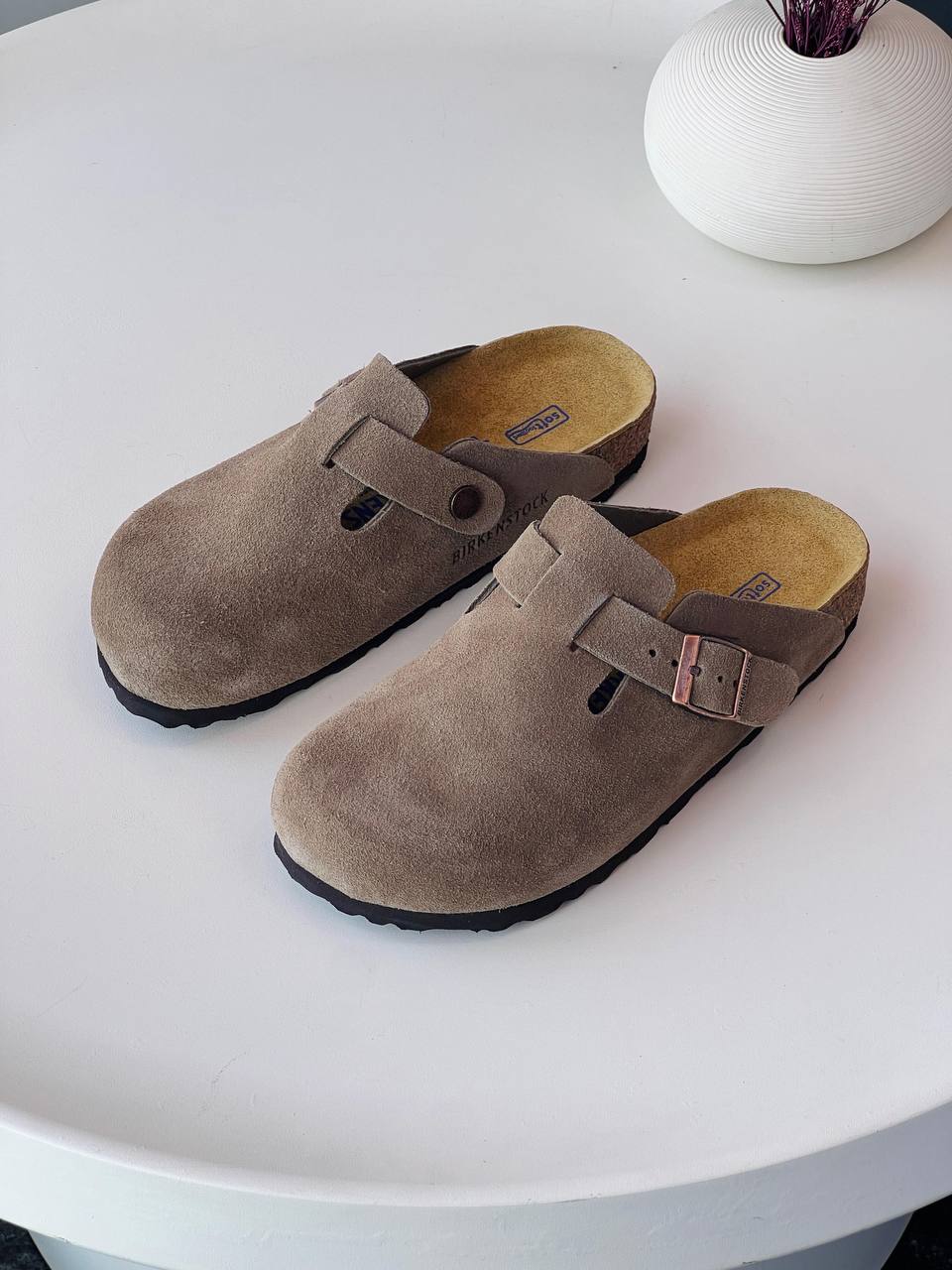 BIRKENSTOCK
Size 36_41
Super high quality* 
320 dhs🇦🇪

Zain176
♥️♥️♥️