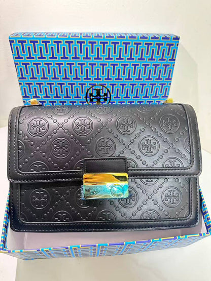 Tory Burch

90 dhs🪙💕
size:23*8*14

Good quality 
with box
🎁🎁🎁

Zain07
♥️♥️♥️