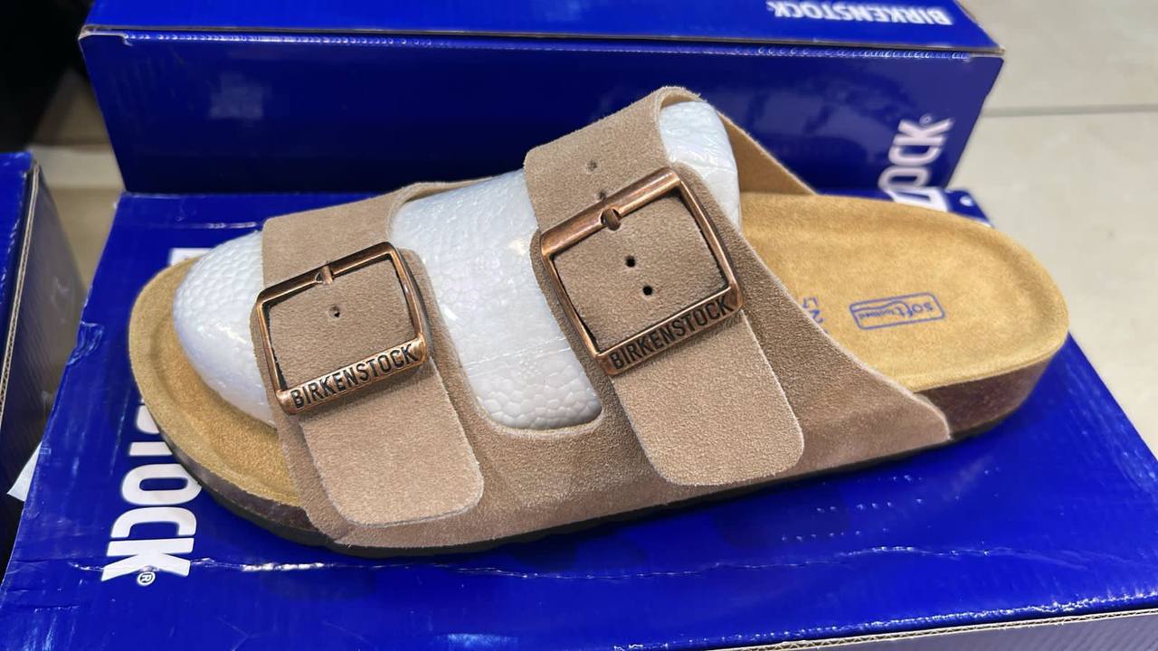 BK

Size 36 to 41

110 dhs💓

Zain146
♥️♥️♥️