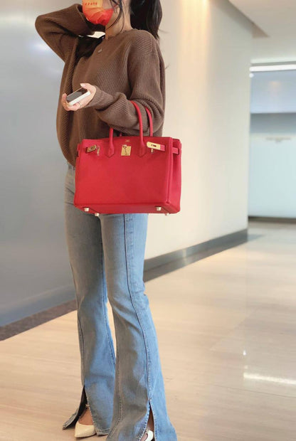 HERMES BIRKIN NEW CAME GOOD QUALITY 
110 dhs🇦🇪🇦🇪
Size:25cm

Zain295
♥️♥️♥️