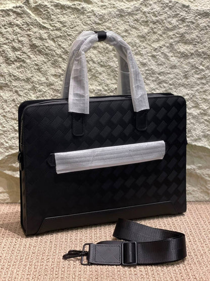 MONTBLANC

Laptop Bag

Master Quality
700 dhs🇦🇪🇦🇪

Zain179
♥️♥️♥️