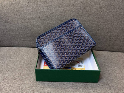 Goyard
70 dhs✅
with box
🎁🎁🎁

25cm

Zain26
♥️♥️♥️