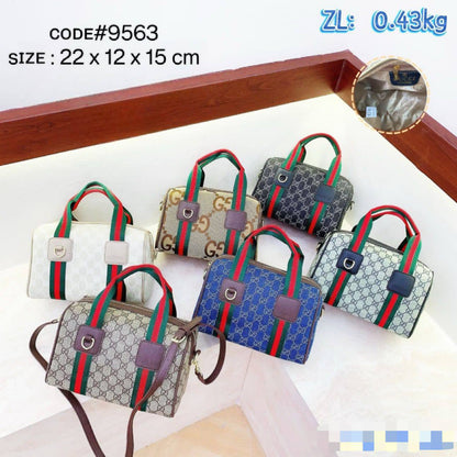 GUCCI ʜᴀɴᴅʙᴀɢ GG
ᴄᴀɴᴠᴀs ᴀɴᴅ ʟᴇᴀᴛʜᴇʀ ᴍᴀᴛᴇʀɪᴀʟ
ᴡɪᴛʜ ʟᴏɴɢ ʙᴇʟᴛ sᴛʀᴀᴘ
sɪᴢᴇ : 23 cm

75 dhs❣️

Zain31
♥️♥️♥️