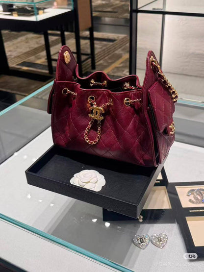 Chanel 
re stokes 

330 dhs🇦🇪🇦🇪
22cm🥰🥰

Zain228
♥️♥️♥️