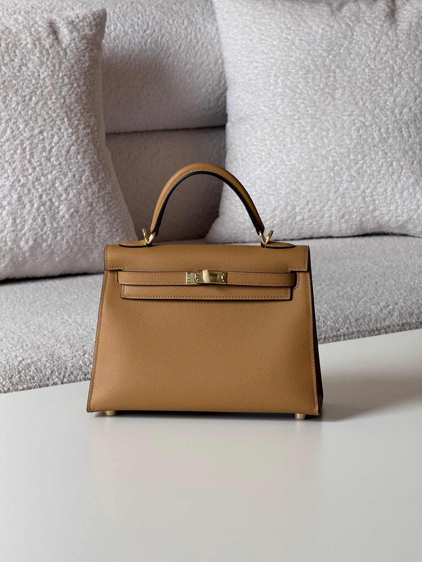 Hermes kelly 25cm💕master quality😍

with box❤️
🎁🎁🎁

380 dhs🪙🌨️

Zain52
♥️♥️♥️