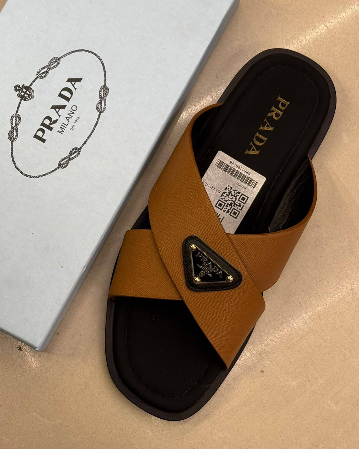 Prada

40 TO 45

110 dhs🇦🇪🇦🇪🇦🇪

Zain183
♥️♥️♥️