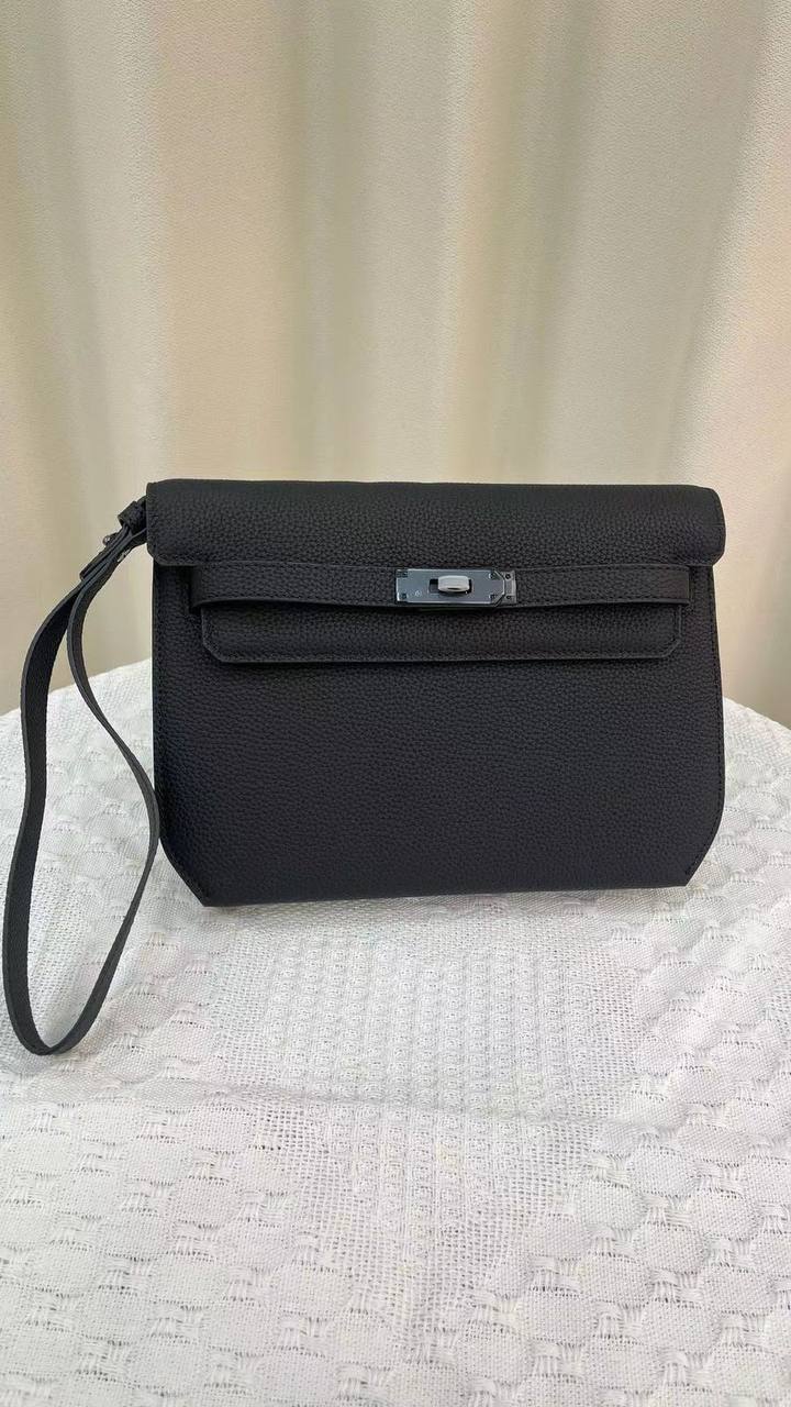 Hermes
Master❣️❣️
350 dhs🇦🇪🇦🇪

Zain192
♥️♥️♥️