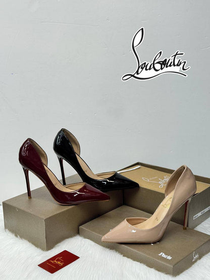 Christian
LOUBOUTIN
120 dhs✅

Zain21
♥️♥️♥️