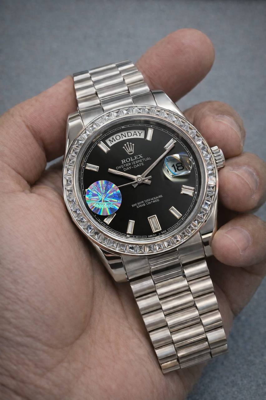 Rolex watch unsix good quality automatic 
350 dhs✅

Zain59
♥️♥️♥️