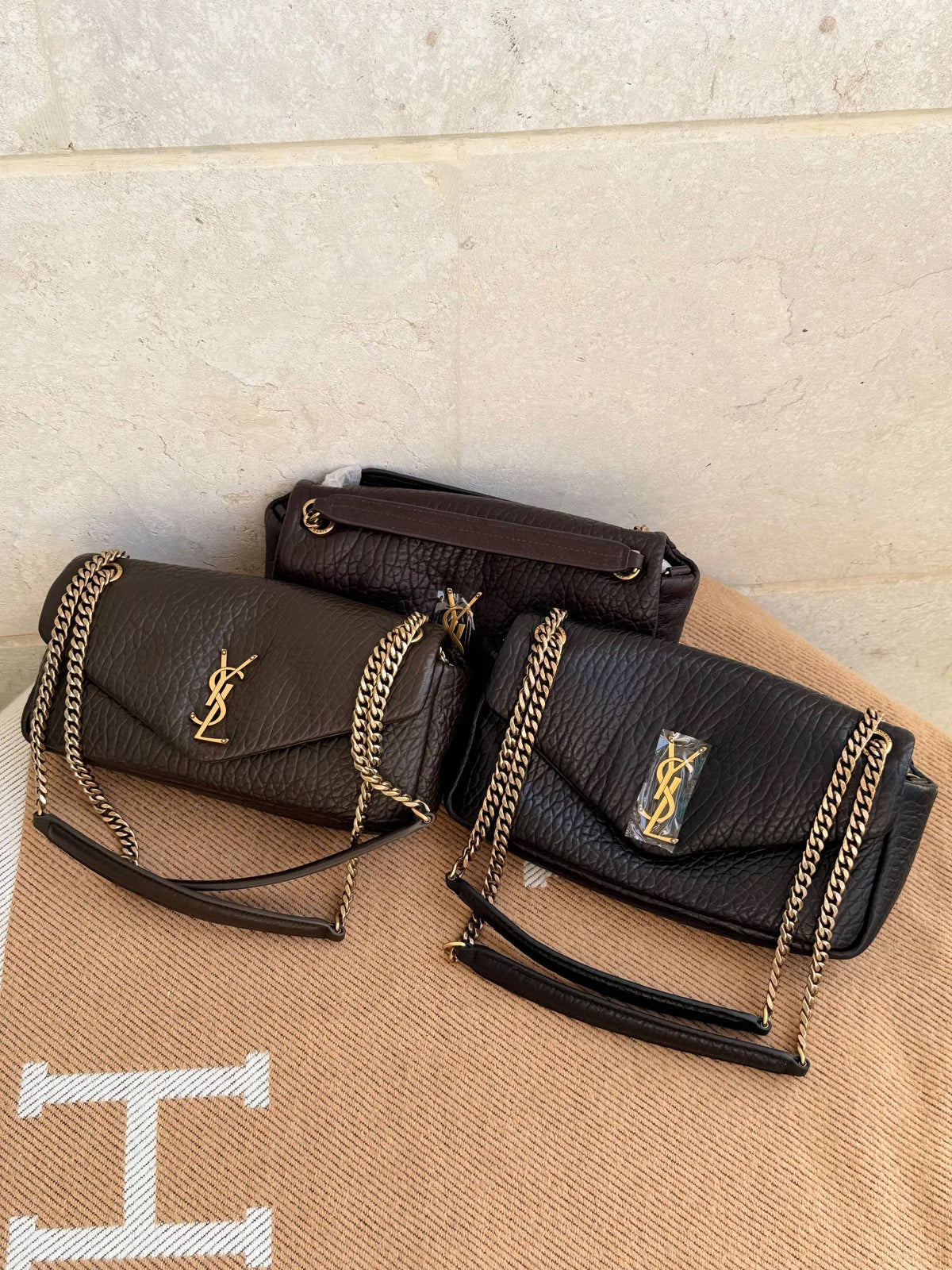YSL  
SUPER MASTER QUALITY 
Size:27 cm
AVAILABLE 🔥🔥🔥

For Price 👇 WhatsApp✅
0568585901 
0507557372
0552275751 Owner Zain 👌


Zain307
♥️♥️♥️