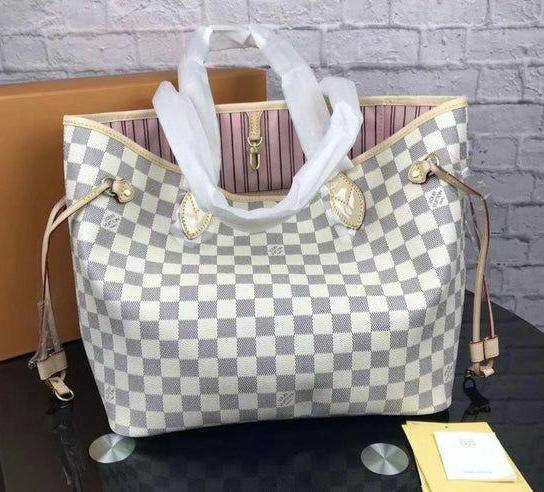 LV Neverfull 
Hig Quality  

100 dhs🪙💚

With Box
🎁🎁🎁

Zain50
♥️♥️♥️
