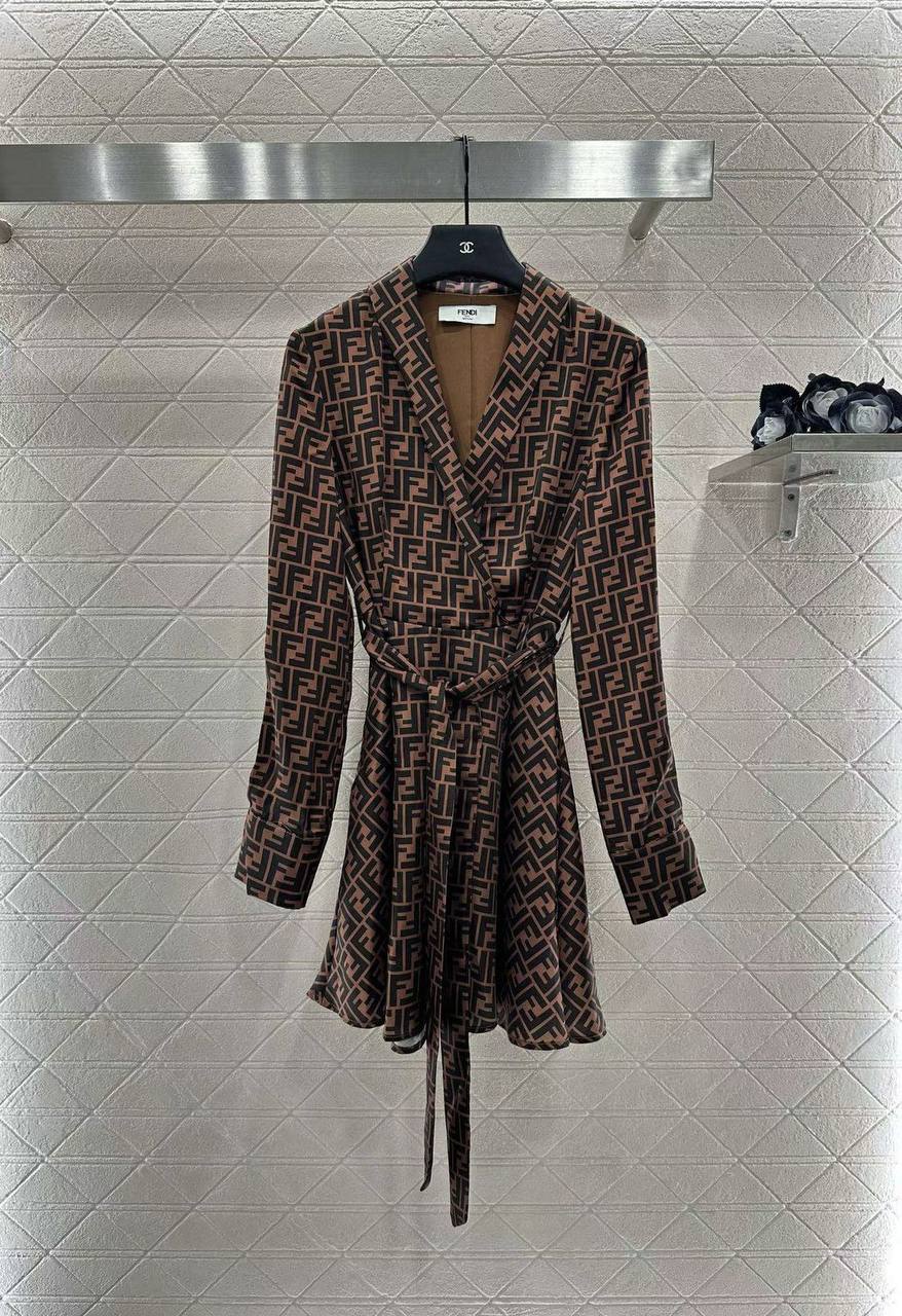 *New collections🥰💕   
190 dhs✅
*good  quality  
*Sizes:S M L * 
*AVAILABLE NOW*

Zain231
♥️♥️♥️