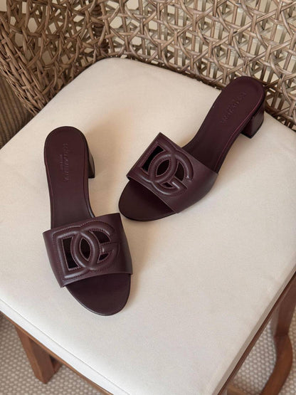 🩶 D&G 🩶
✨ New Collection
👠 36–41
💎 Premium Quality
🔥 Super Master
400 dhs💓

Zain198
♥️♥️♥️