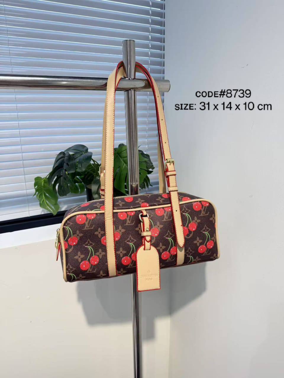 LV
ʜᴀɴɢ ᴏɴ sʜᴏᴜʟᴅᴇʀ ʙᴀɢ
ᴍᴏɴᴏɢʀᴀᴍ ʟᴇᴀᴛʜᴇʀ
CHERRY X MURAKAMI ᴅᴇsɪɢɴ
sɪᴢᴇ : 31 cm

70 dhs❤️

Zain31
♥️♥️♥️