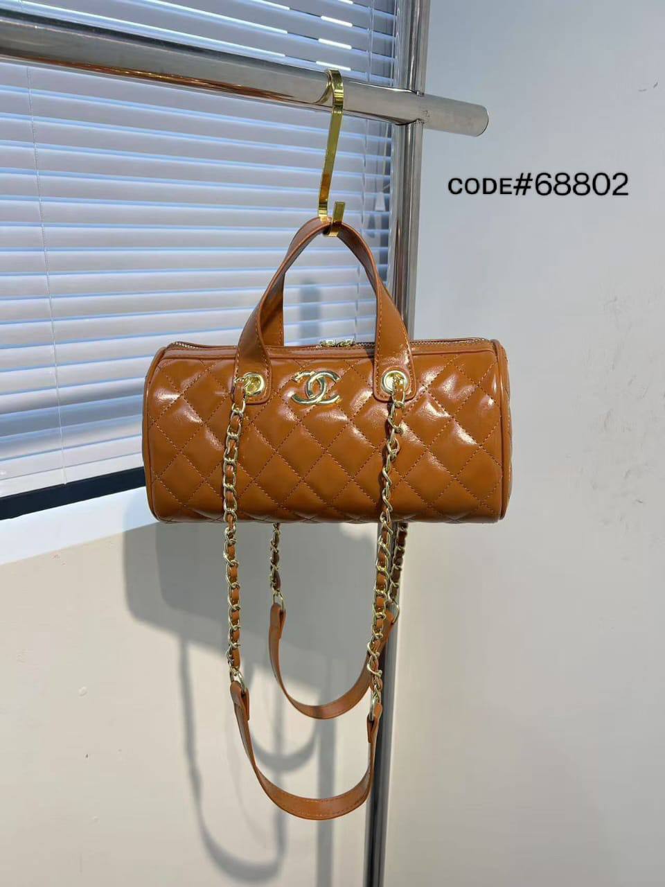 CHANEL ᴅᴜғғʟᴇ
sʜᴏᴜʟᴅᴇʀ ʙᴀɢ
sɪᴢᴇ : 27 cm

65 dhs🪙💕

Zain31
♥️♥️♥️