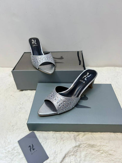 GINA
💯high quality
Size 36-37-38-39-40-41

120 dhs🇦🇪🇦🇪

Zain21
♥️♥️♥️