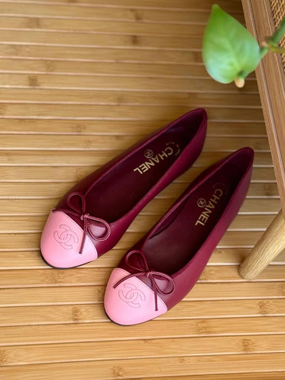 Chanel
𝗦𝗶𝘇𝗲 𝟯𝟱 𝘁𝗼 𝟰𝟮 
Super Master 
450 dhs✅

Zain178
♥️♥️♥️