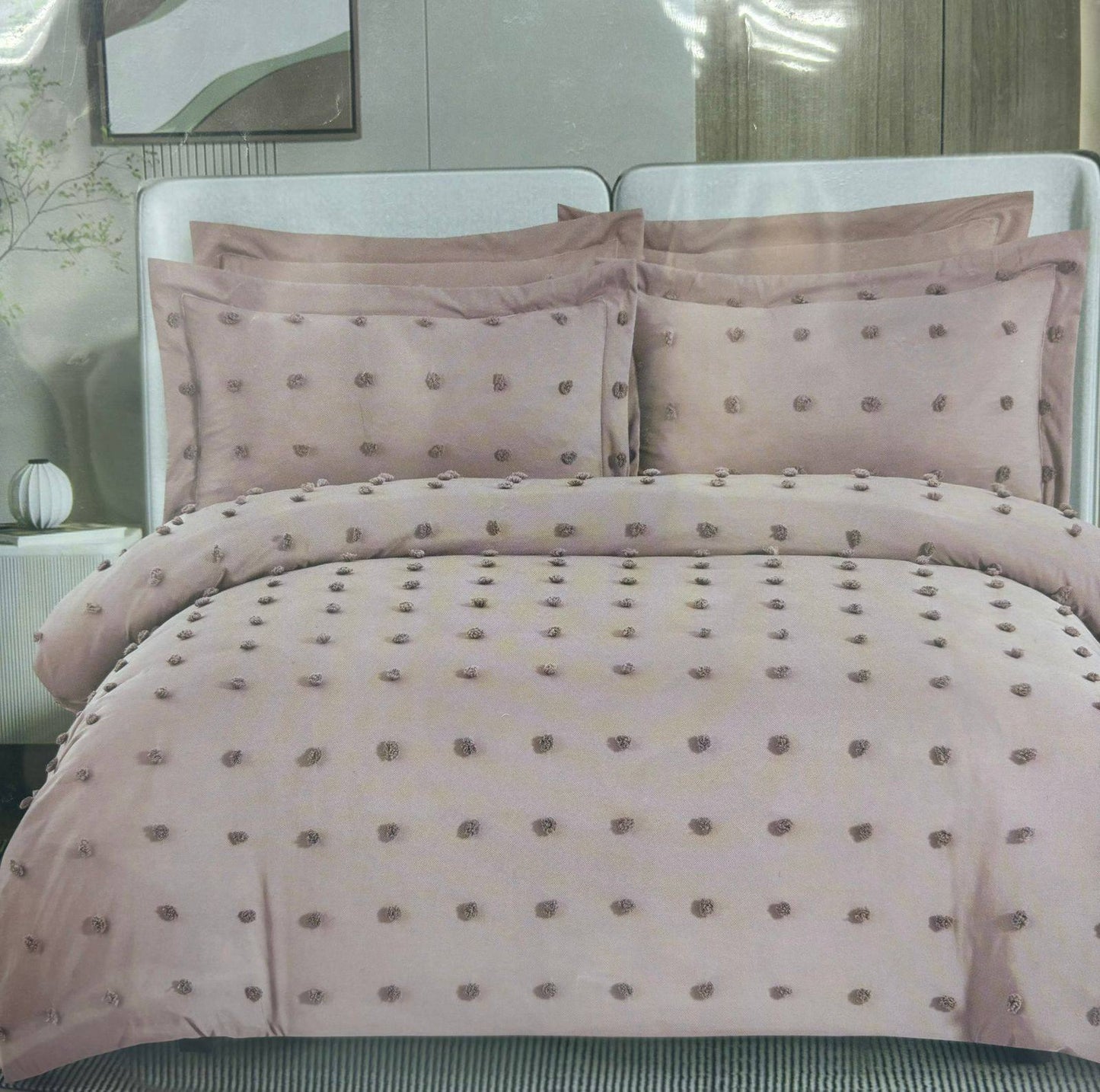 New collection 💥💥💥
Normal 
Embroidered 
Comfort set 
King size comfort 6pcs set 
140 dhs❣️

Zain99
♥️♥️♥️