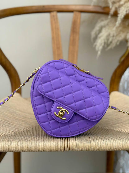 CHANEL
19cm
340 dhs🇦🇪🇦🇪
Top quality 
With box🎁

Zain167
♥️♥️♥️