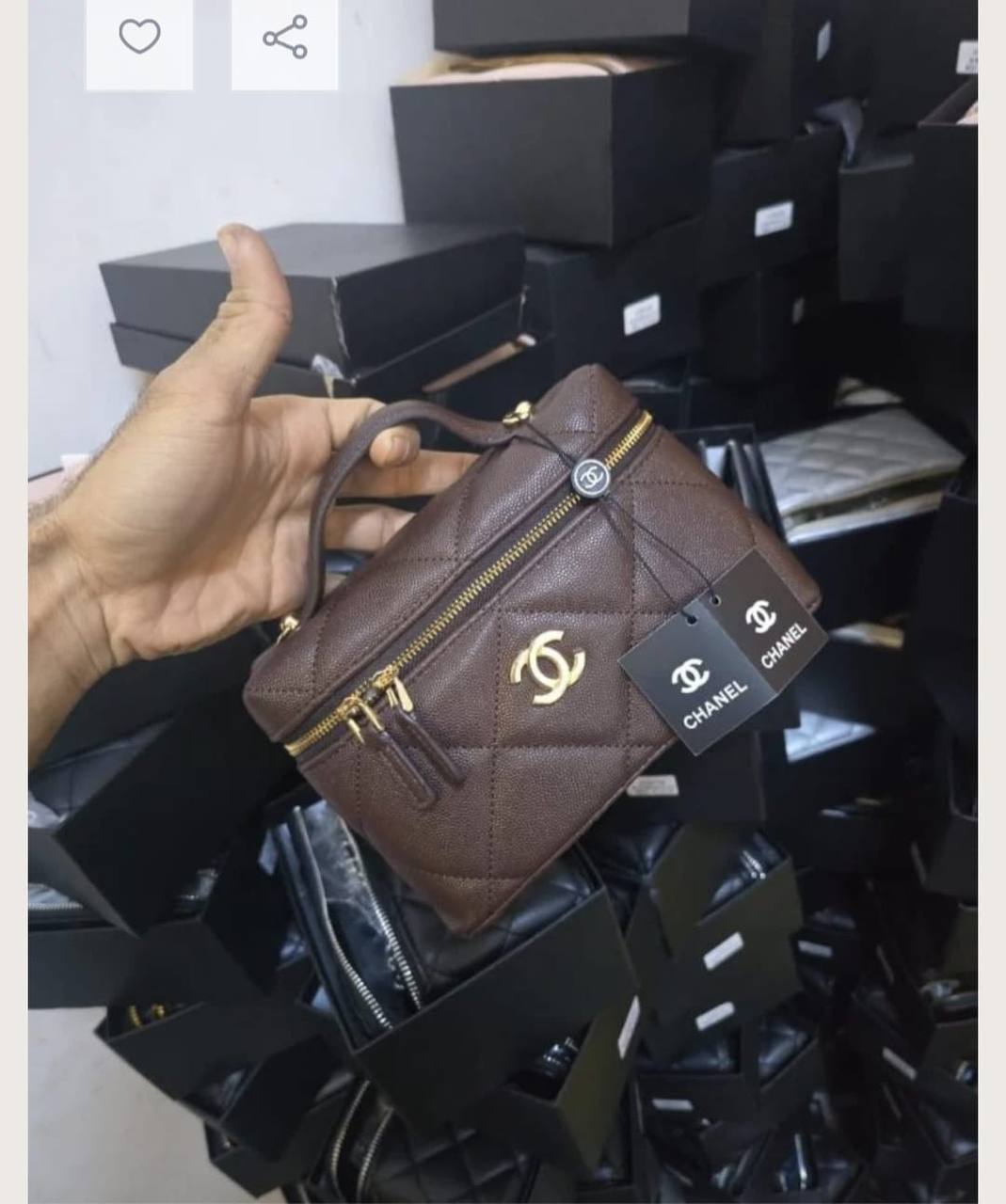 Chanel

withbox 
🎁🎁🎁

95 dhs✅

Zain143
♥️♥️♥️