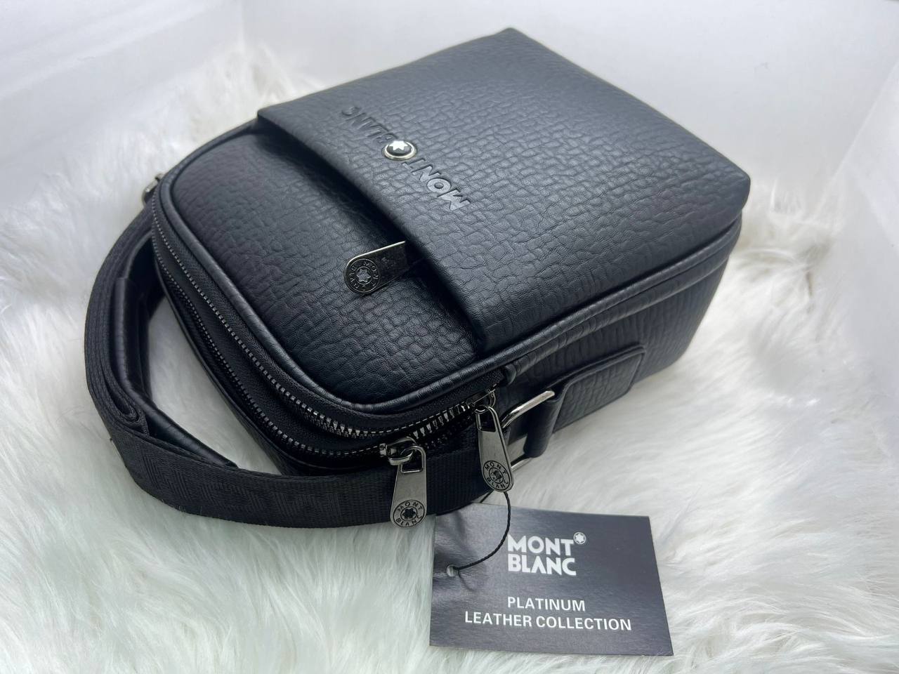 Unisex Bags
High Quality
85 dhs✅

Zain182
♥️♥️♥️