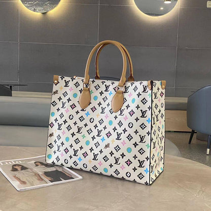 LV
85 dhs🪙💕
Size 33 CM

Zain269
♥️♥️♥️