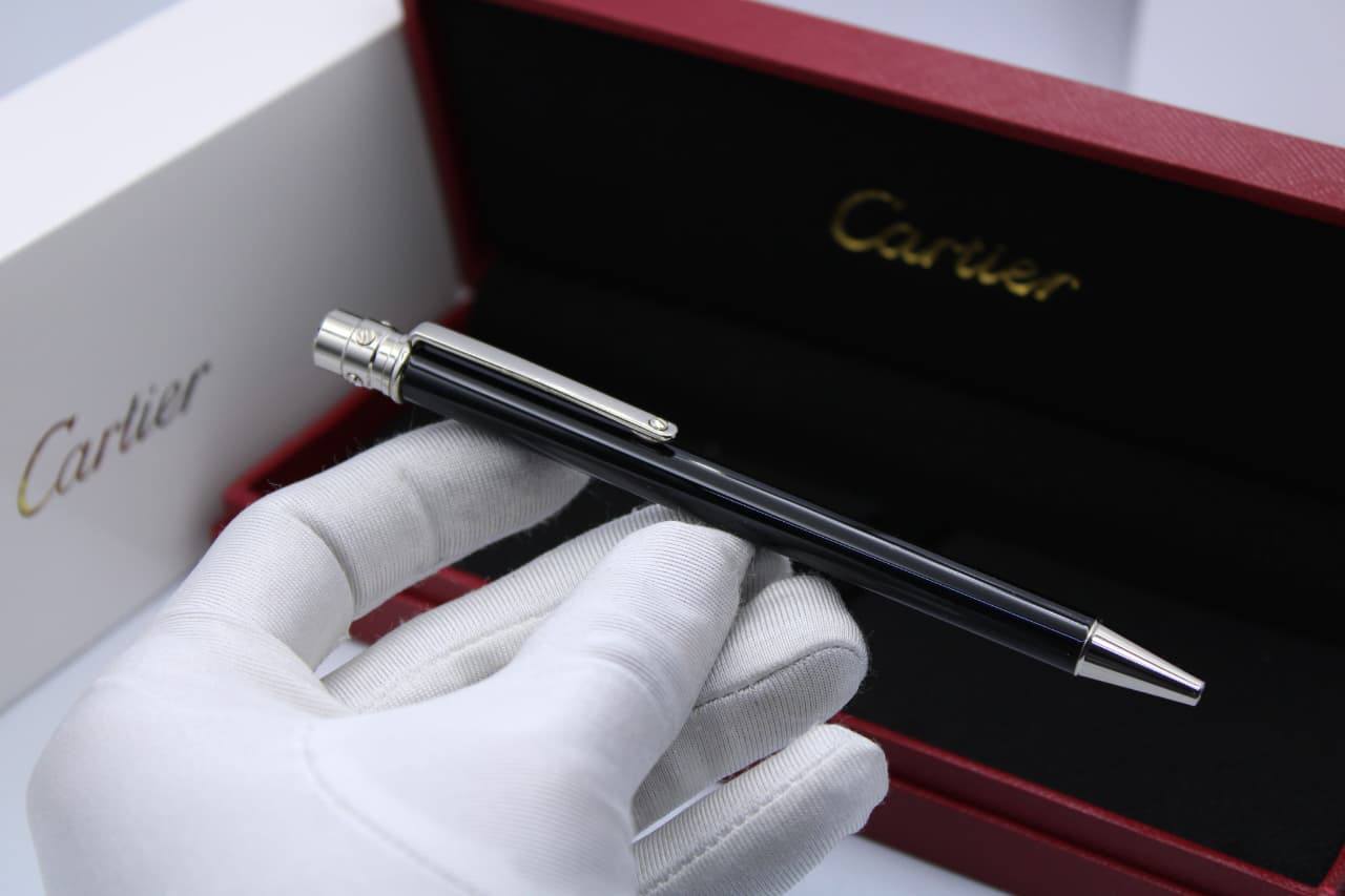 PEN WITH MASTER BOX
70 dhs✅

Zain304
♥️♥️♥️