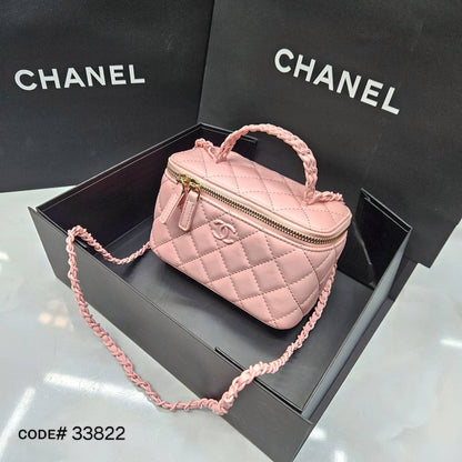 Chanel ᴠᴀɴɪᴛʏ ʙᴀɢ
ᴡɪᴛʜ ᴍɪʀʀᴏʀ ɪɴsɪᴅᴇ
ғᴜʟʟ ᴍᴀᴛᴛᴇ ᴄᴏʟᴏʀ 
LAMBSKIN LEATHER
sɪᴢᴇ: 17.5 cm
ᴡɪᴛʜ BOX
🎁🎁🎁

90 dhs🪙💚

Zain31
♥️♥️♥️