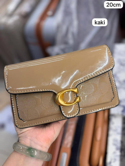 ✨ Coach Tabby ✨
1️⃣ First quality ＋🎁
Small Size : 22~20 * 11 * 7 cm

80 dhs🇦🇪

with box🎁

Zain115
♥️♥️♥️