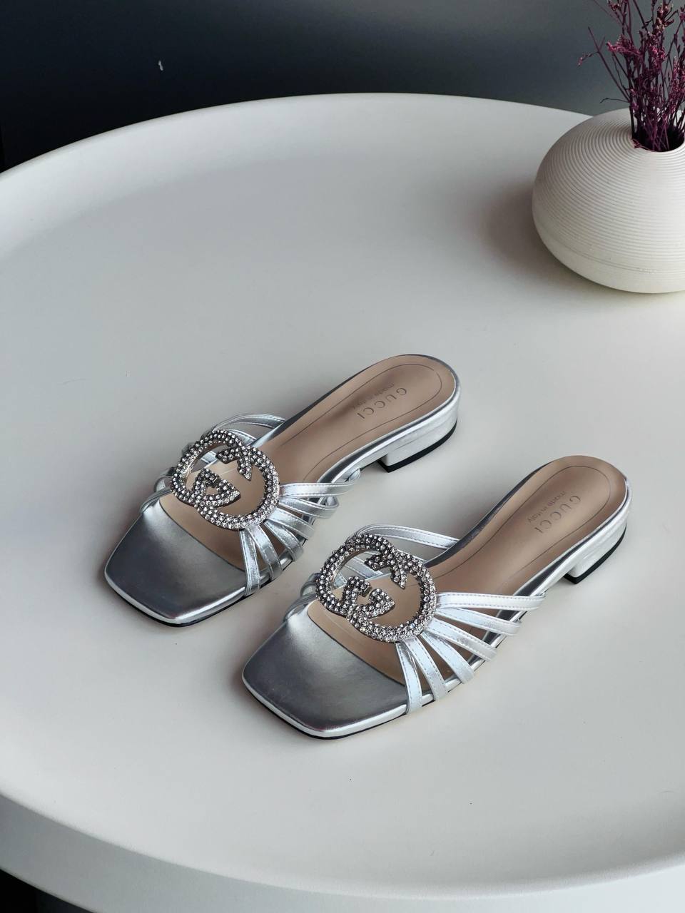 Gucci 💛🤎🖤
Size 36-41
_Super master high quality_🪡
450 dhs💓

Zain176
♥️♥️♥️