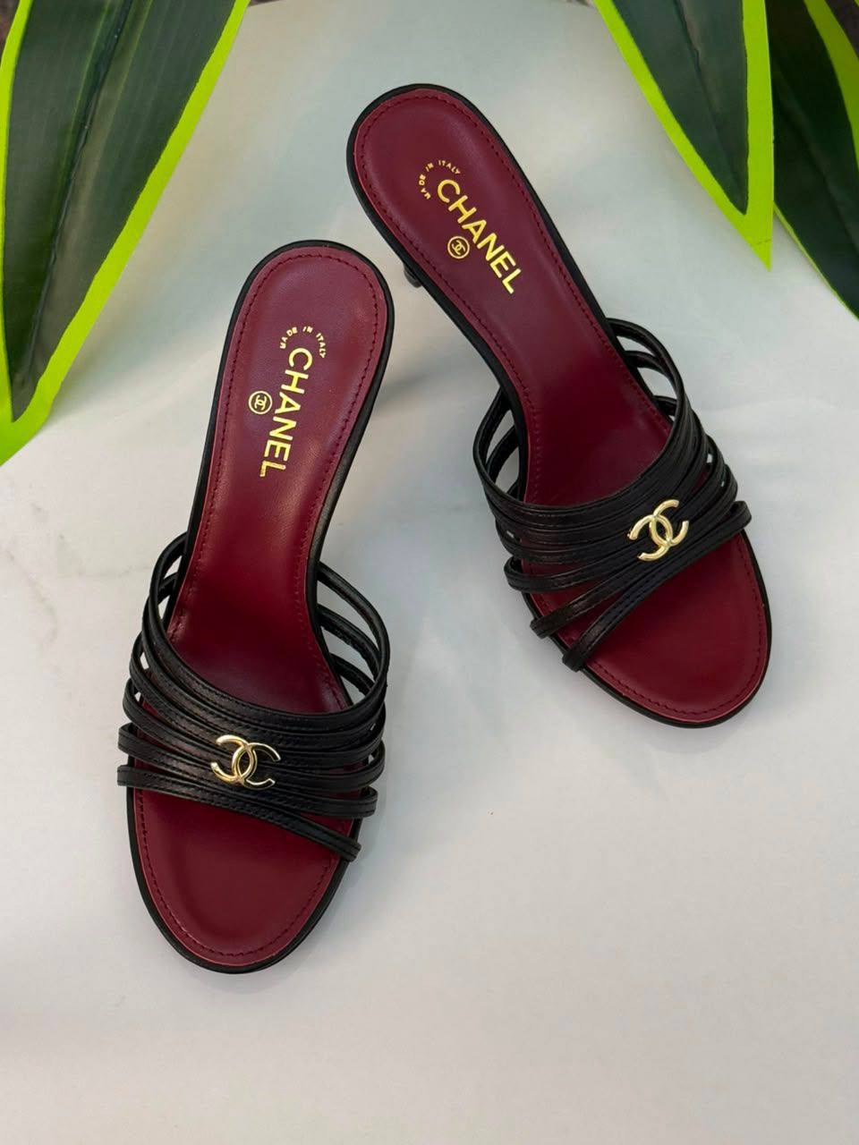 CHANEL
MASTER QUALITY💯
Size:36...to41
350 dhs✅

Zain190
♥️♥️♥️