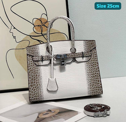 Hermes
Good quality 

with box 
🎁🎁🎁

115 dhs🪙🌨️

Zain158
♥️♥️♥️