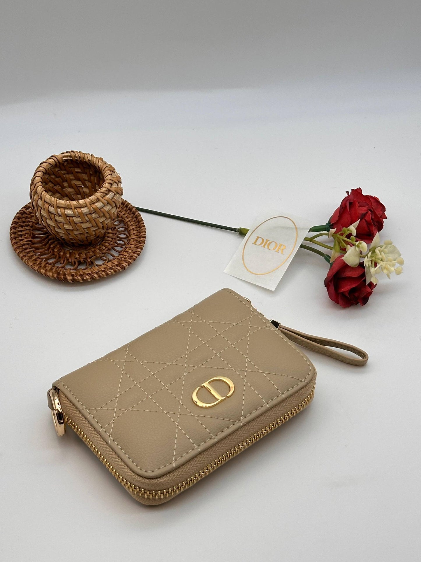 💝  *Dior*💝
💝*Super Master*💝
280 dhs🪙🌨️

Zain275
♥️♥️♥️