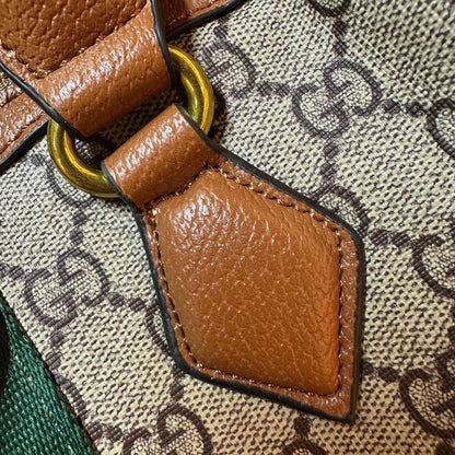 GUCCI  

GOOD QUALITY 
90 dhs🇦🇪🇦🇪

Zain295
♥️♥️♥️
